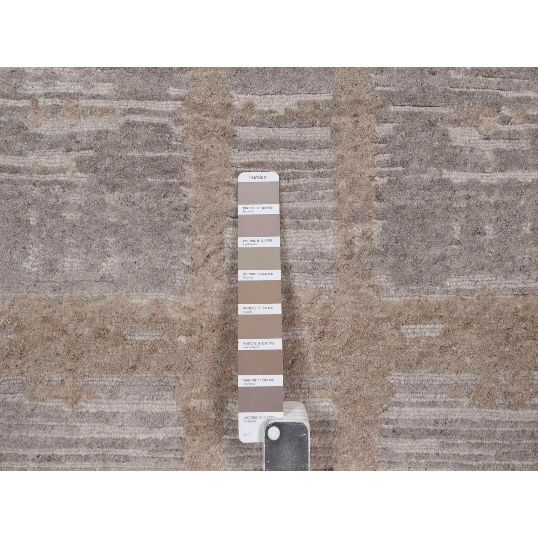 Modern-and-Contemporary-Hand-Knotted-Rug-464835