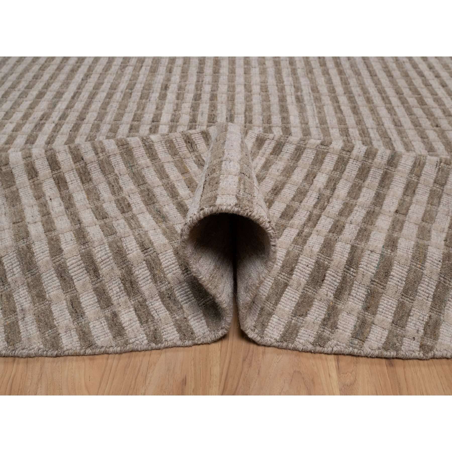 Modern-and-Contemporary-Hand-Loomed-Rug-464180