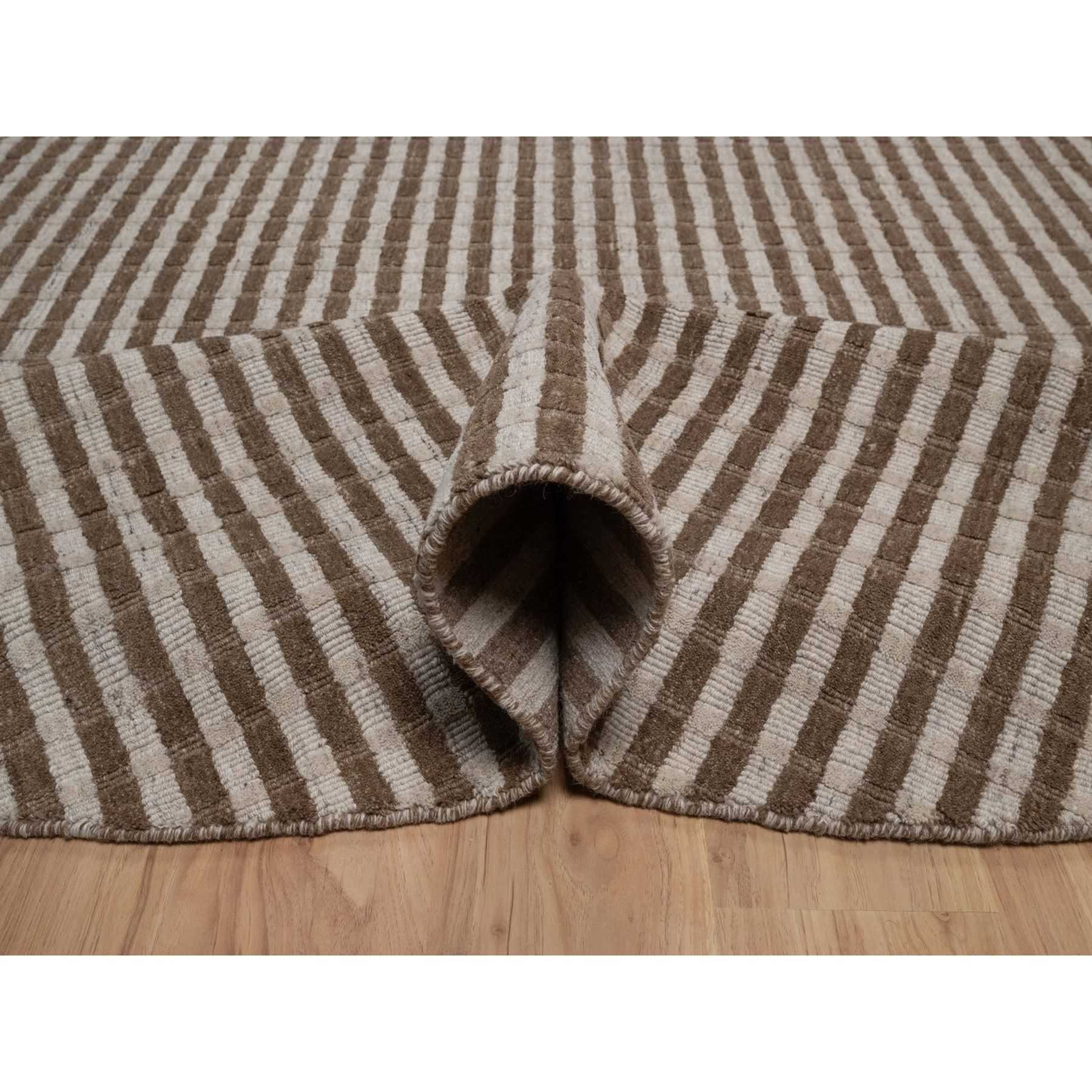 Modern-and-Contemporary-Hand-Loomed-Rug-464190