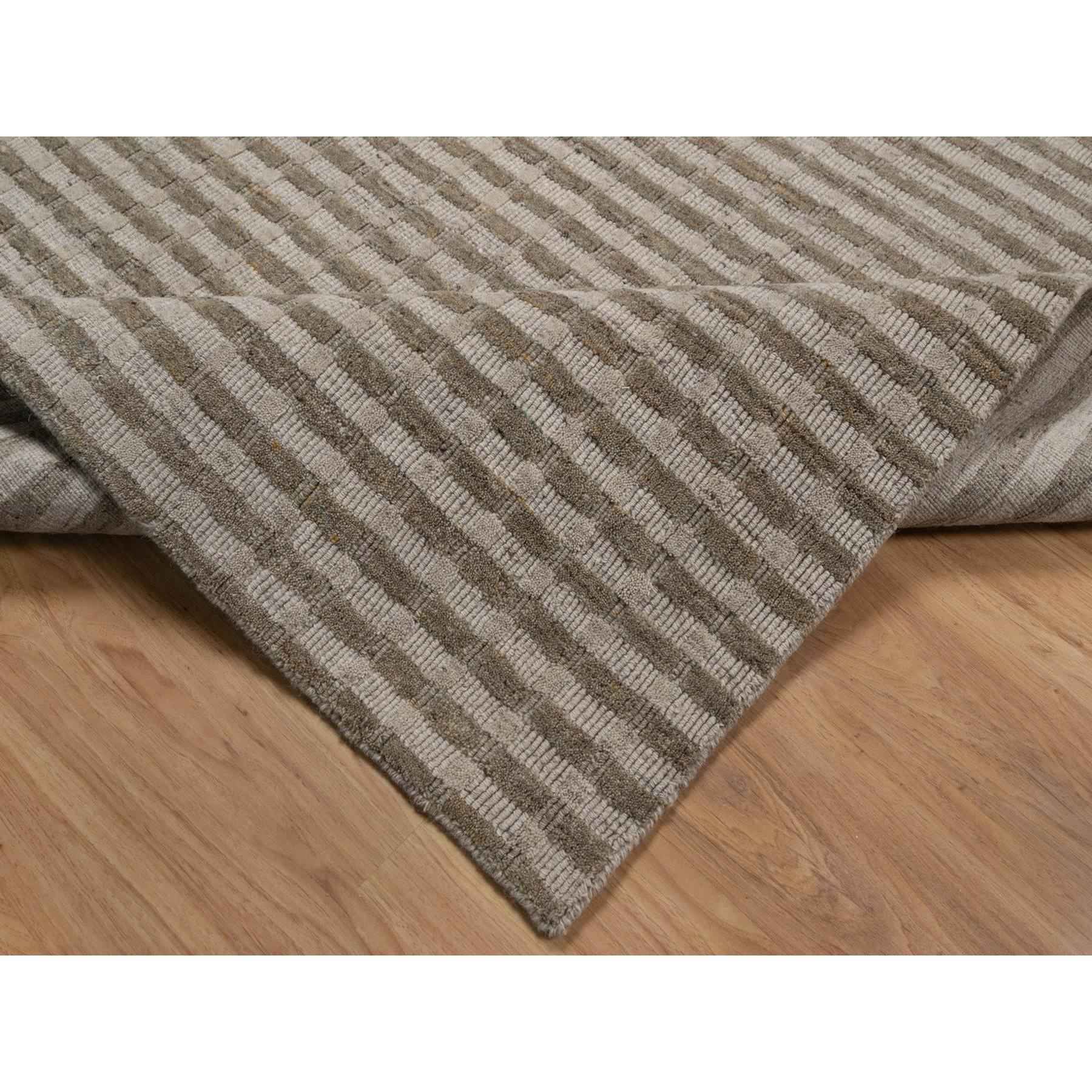 Modern-and-Contemporary-Hand-Loomed-Rug-464370