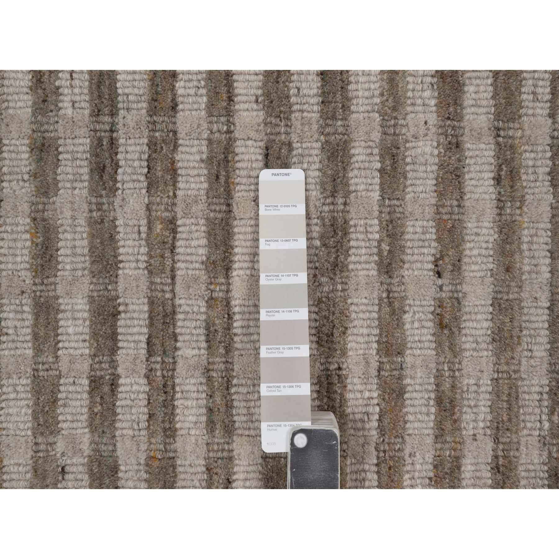 Modern-and-Contemporary-Hand-Loomed-Rug-464370