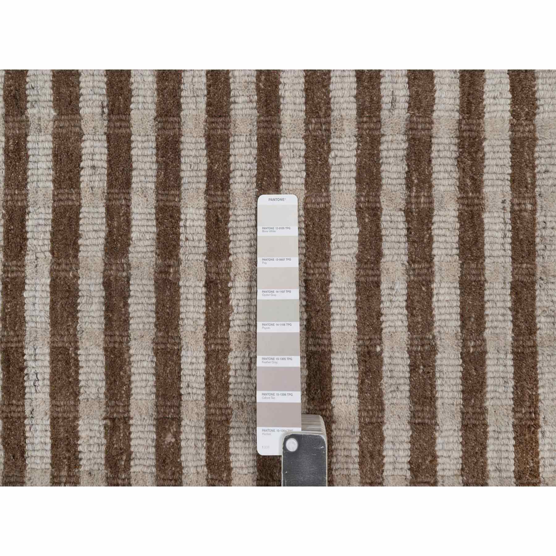 Modern-and-Contemporary-Hand-Loomed-Rug-464465