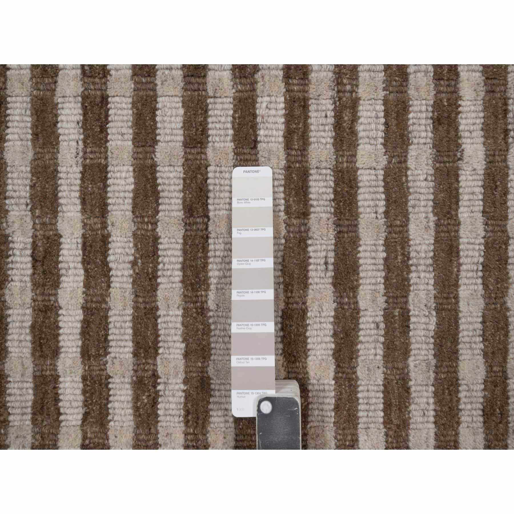 Modern-and-Contemporary-Hand-Loomed-Rug-464555