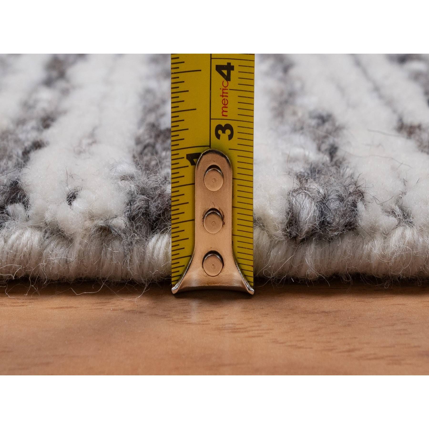 Modern-and-Contemporary-Hand-Loomed-Rug-464890