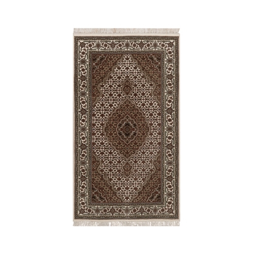 Pearl White, 175 KPSI, Tabriz Mahi with Fish Medallion Design, 100% Wool, Hand Knotted, Oriental 