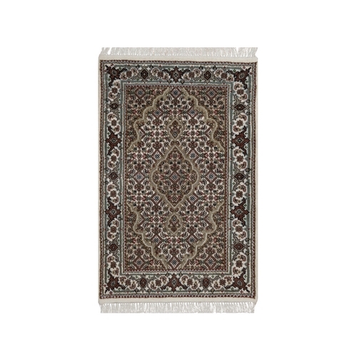 Pearl White, Tabriz Mahi with Fish Medallion Design, Hand Knotted, 100% Wool, 175 KPSI, Sample, Mat, Oriental 